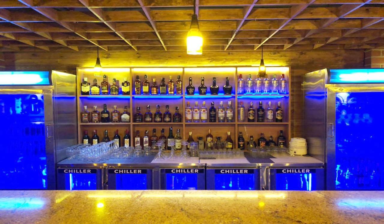 Hotel Coastal King Bangalore Esterno foto