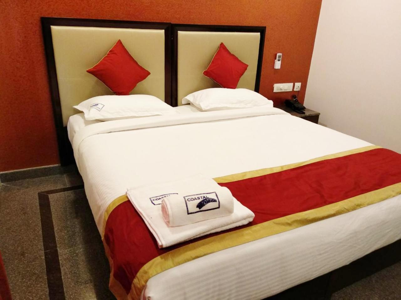 Hotel Coastal King Bangalore Esterno foto