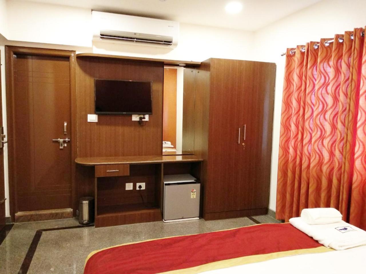 Hotel Coastal King Bangalore Esterno foto